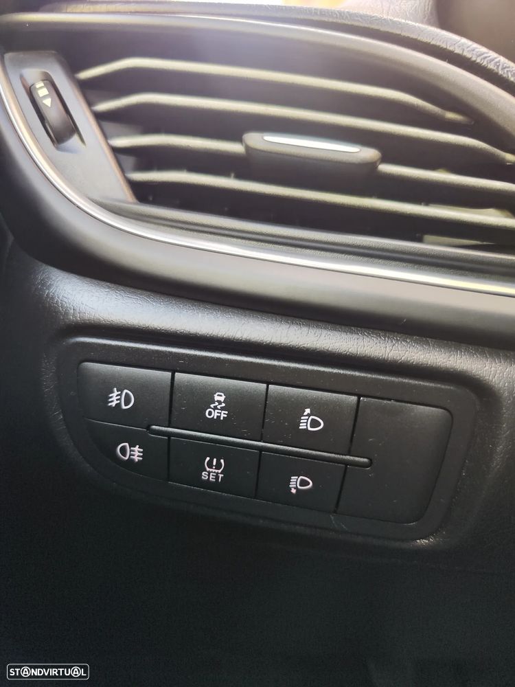 Fiat Tipo Station Wagon 1.3 M-Jet Easy - 28
