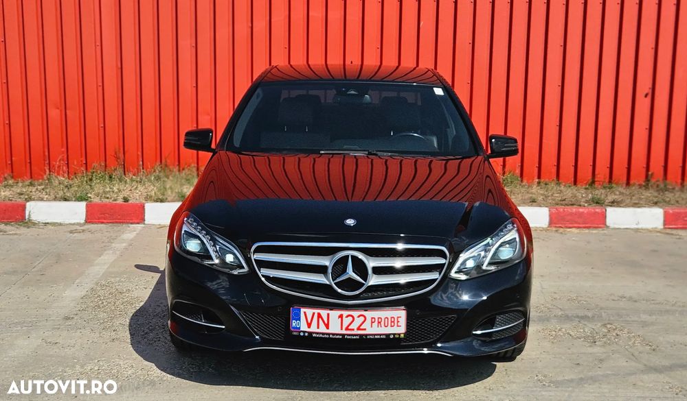 Mercedes-Benz E 200 7G-TRONIC - 12