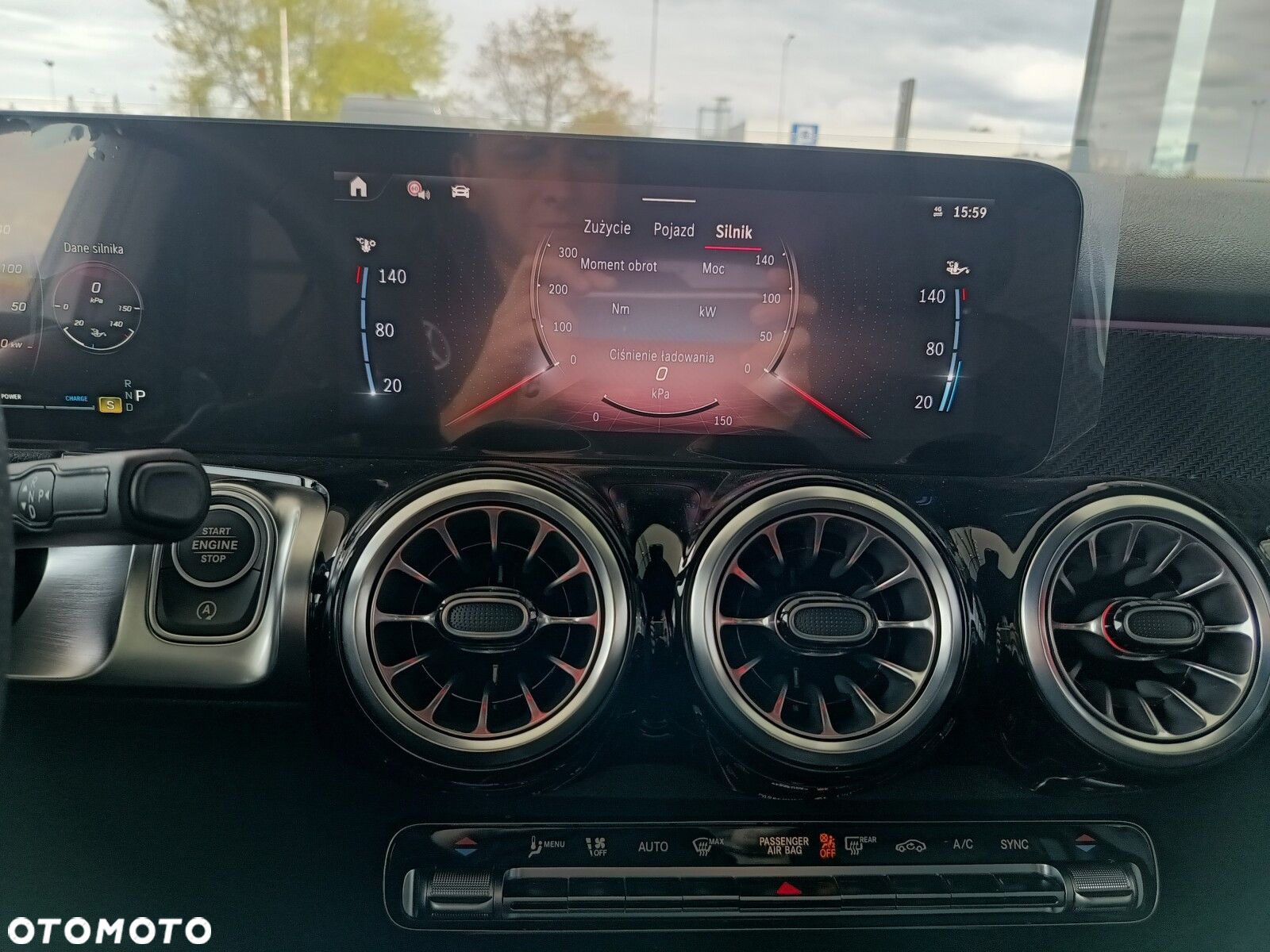 Mercedes-Benz GLB - 21