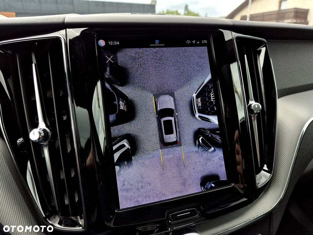 Volvo XC 60 T6 AWD Ultra Black Edition - 19