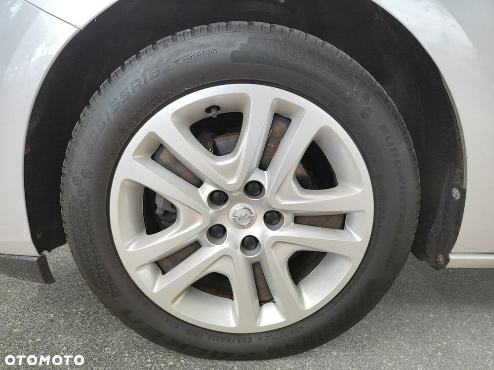 Opel Astra - 9