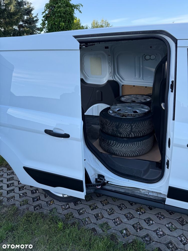 Ford Transit Connect - 8