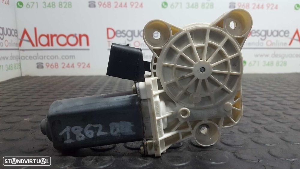 MOTOR ELEVADOR FRENTE DIREITO MERCEDES CLASE C (W203) BERLINA 200 CDI (LA) (203.... - 2