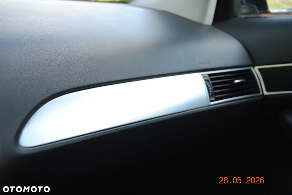 Audi A6 Limousine 2.4 - 28