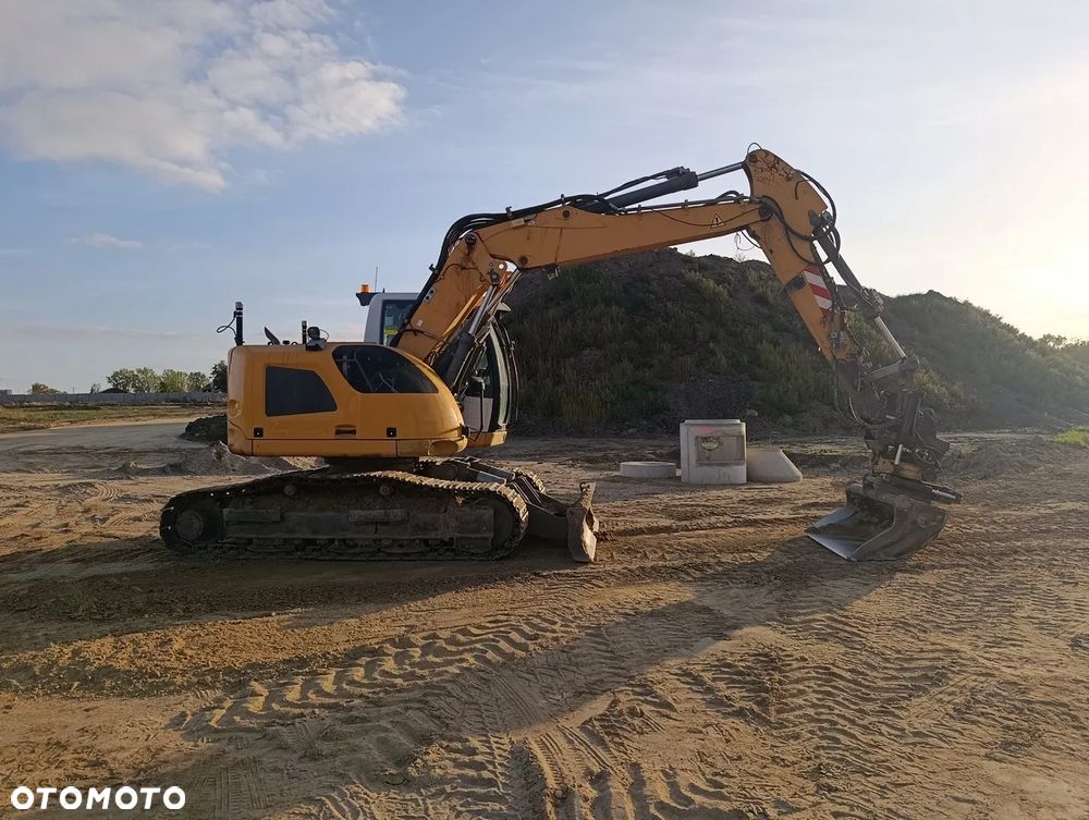 Liebherr R 914 Compact - 6