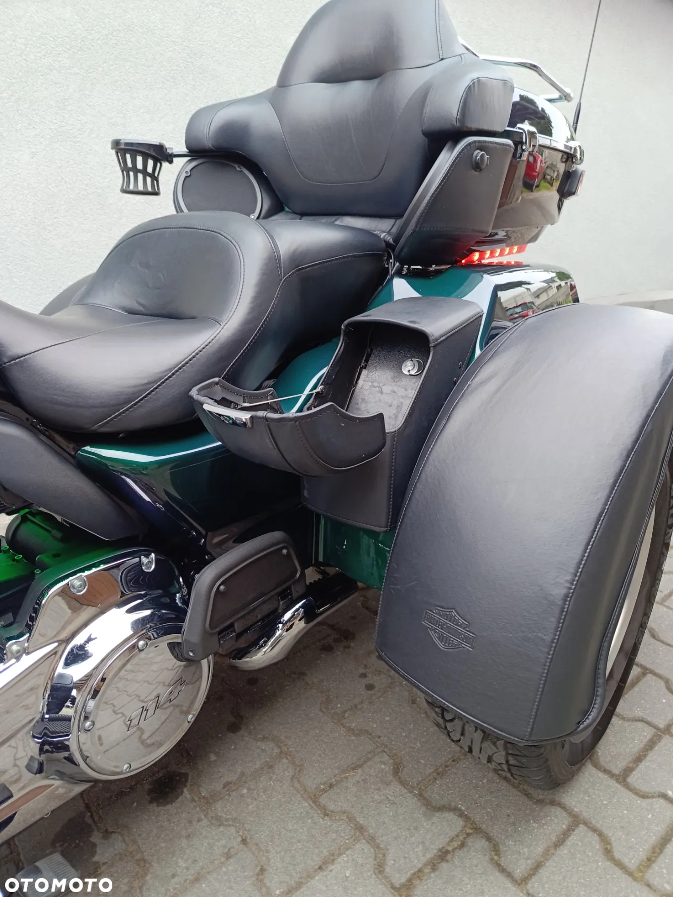Harley-Davidson FLHTCU Ultra - 10