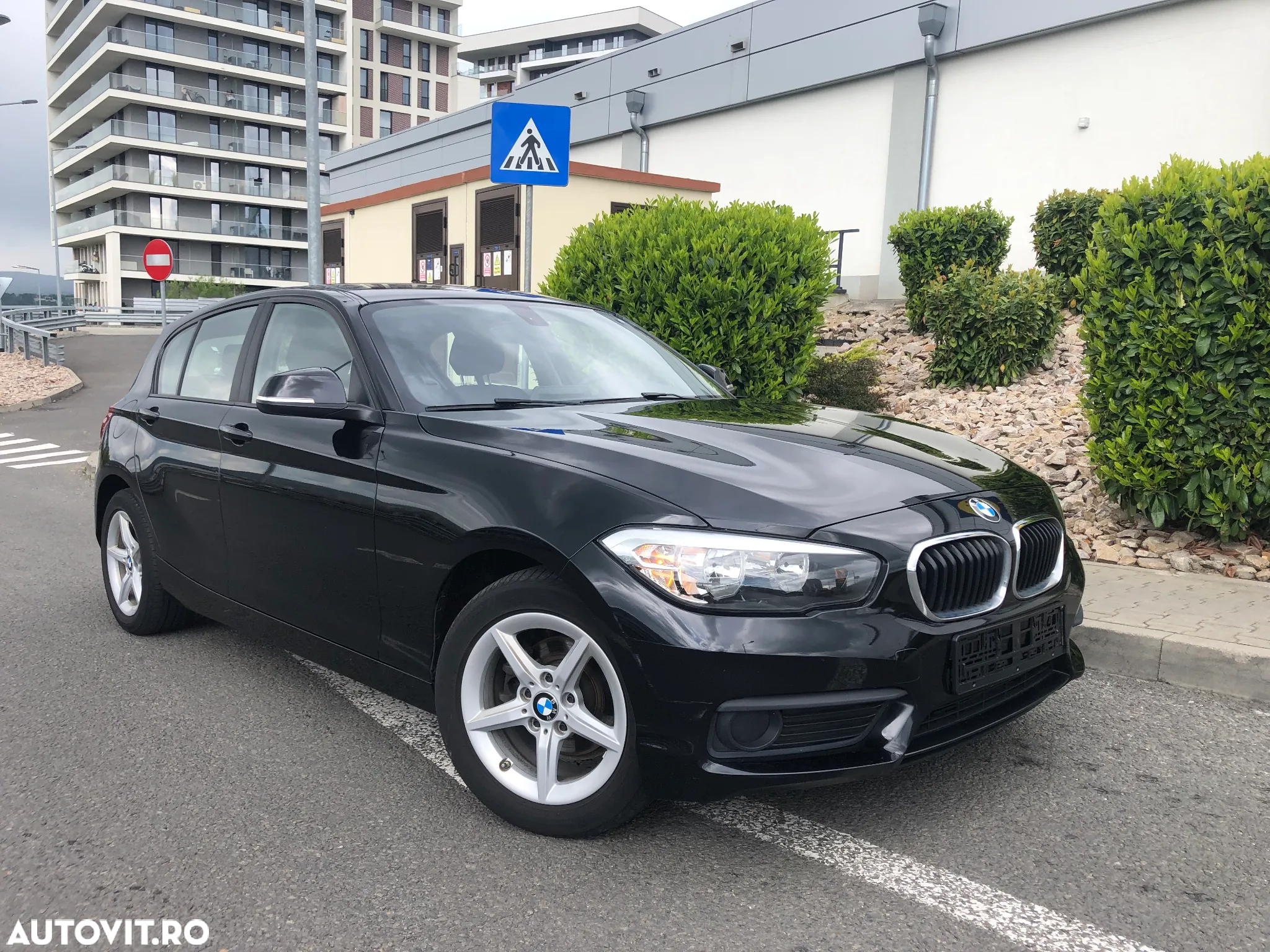 BMW Seria 1 116i - 5