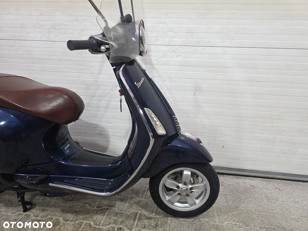 Piaggio Vespa - 11