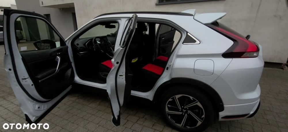 Mitsubishi Eclipse Cross - 24