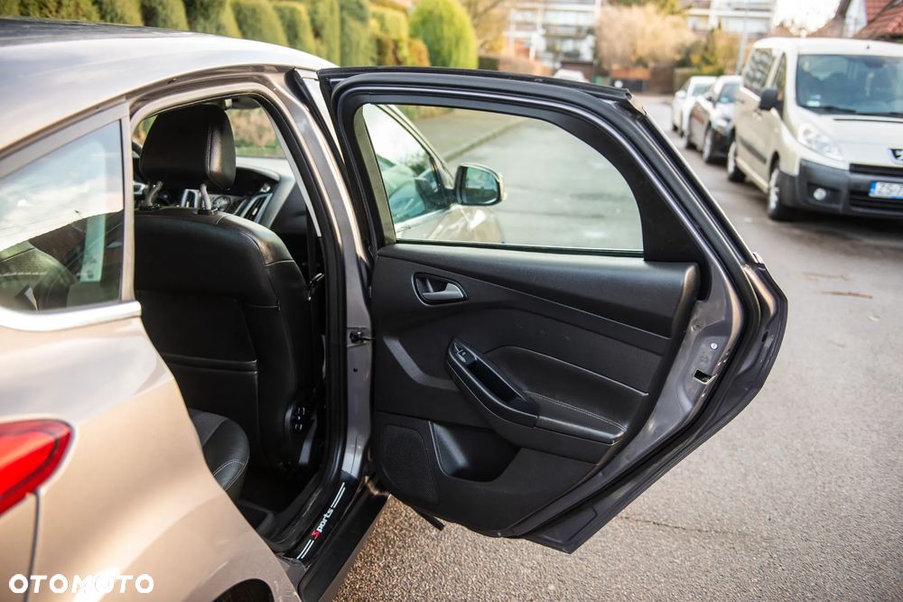 Ford Focus 2.0 TDCi DPF Style+ - 22