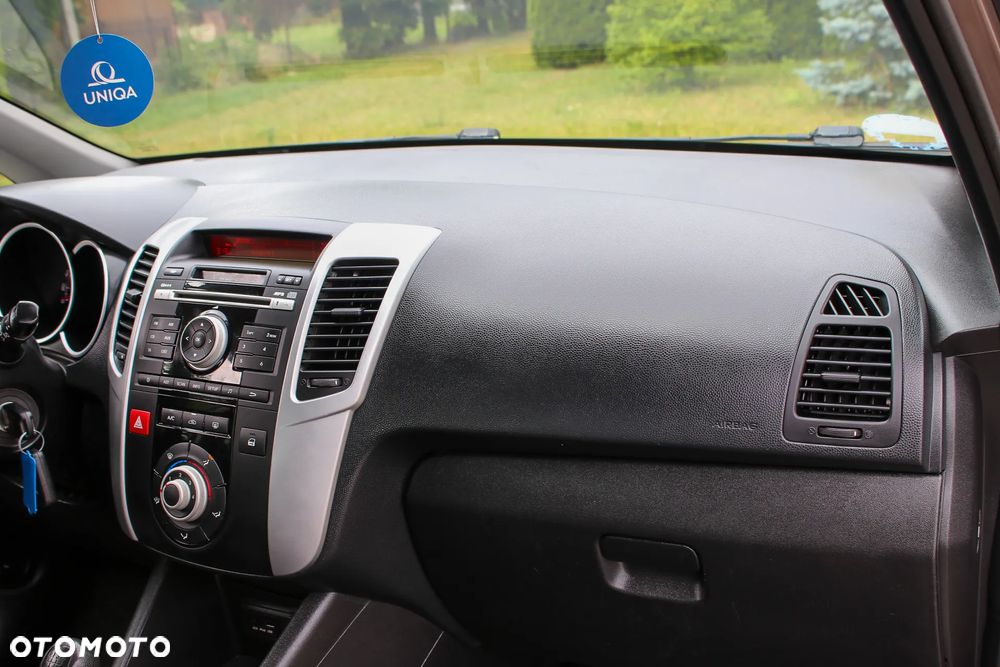 Kia Venga 1.4 CVVT Vision - 20