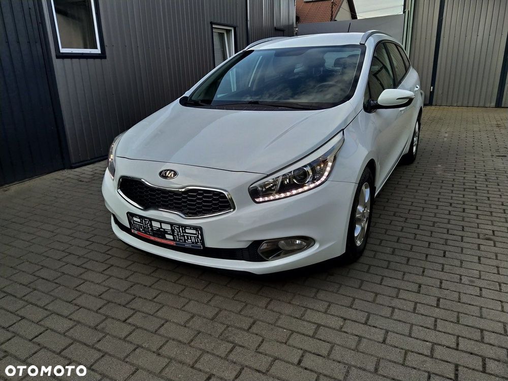 Kia Ceed 1.6 GDI DCT Platinum Edition - 2