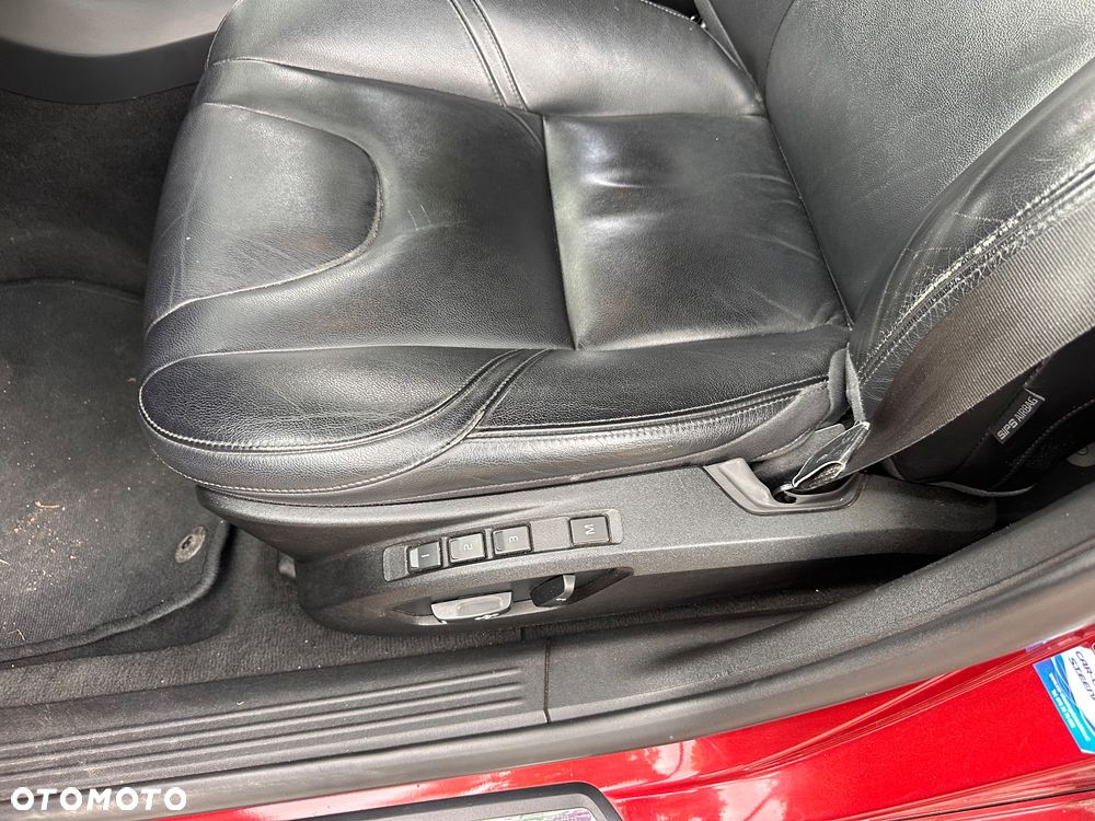 Volvo V40 D4 Inscription - 13