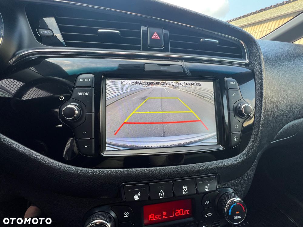 Kia Ceed 1.6 GDI DCT Platinum Edition - 20