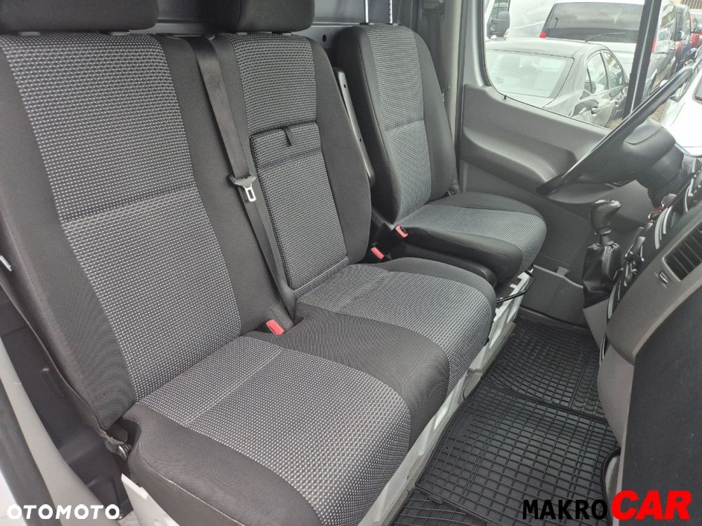Mercedes-Benz Sprinter - 7