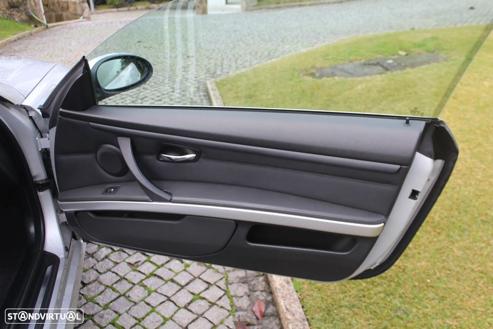 BMW 320 d Cabrio - 30