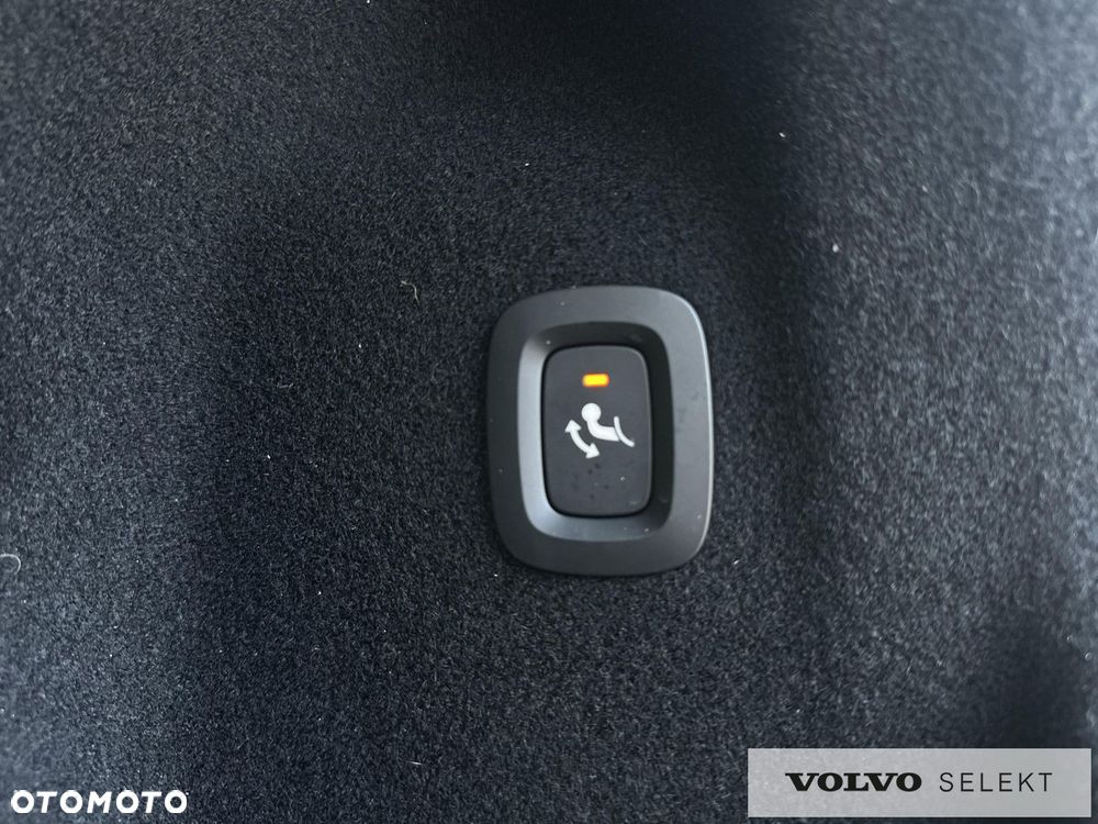 Volvo XC 60 - 32