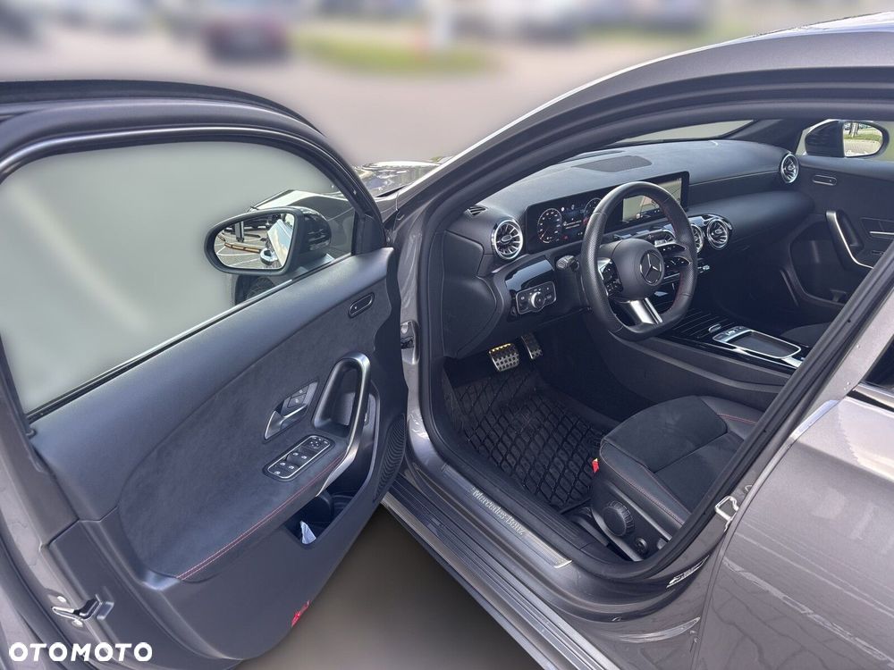 Mercedes-Benz Klasa A 200 AMG Line 7G-DCT - 10