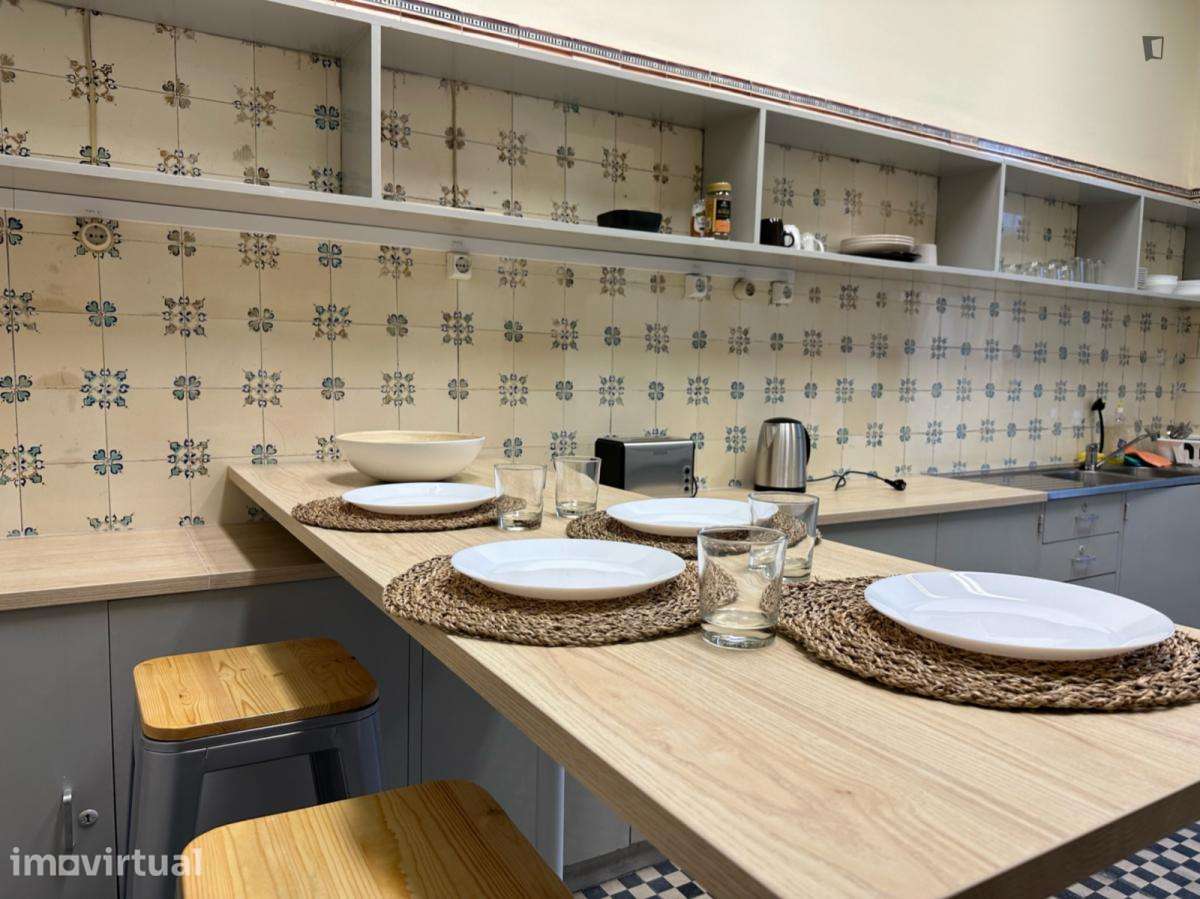 Quarto - localizado em Marquês de Pombal Lisbon - Grande imagem: 5/12