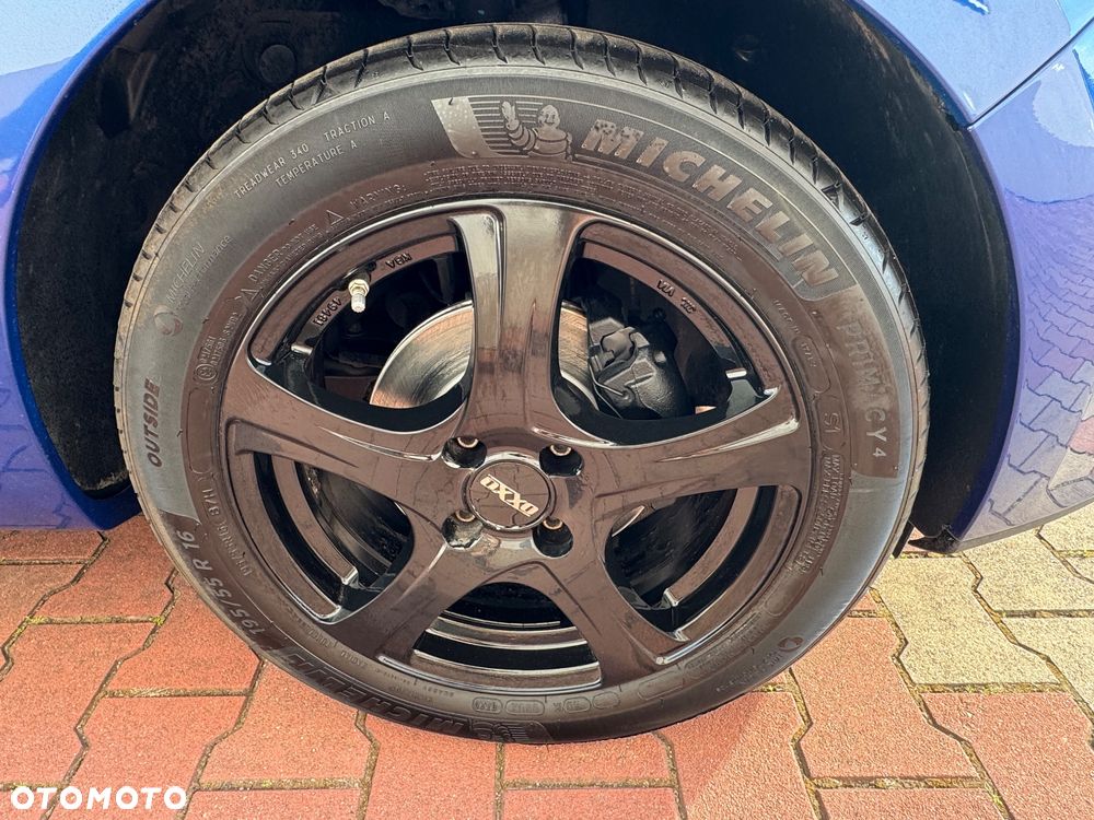 Renault Clio - 12