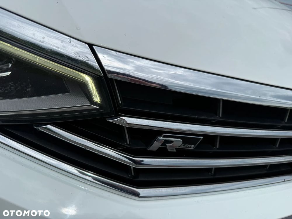 Volkswagen Passat 2.0 TDI Business DSG - 6