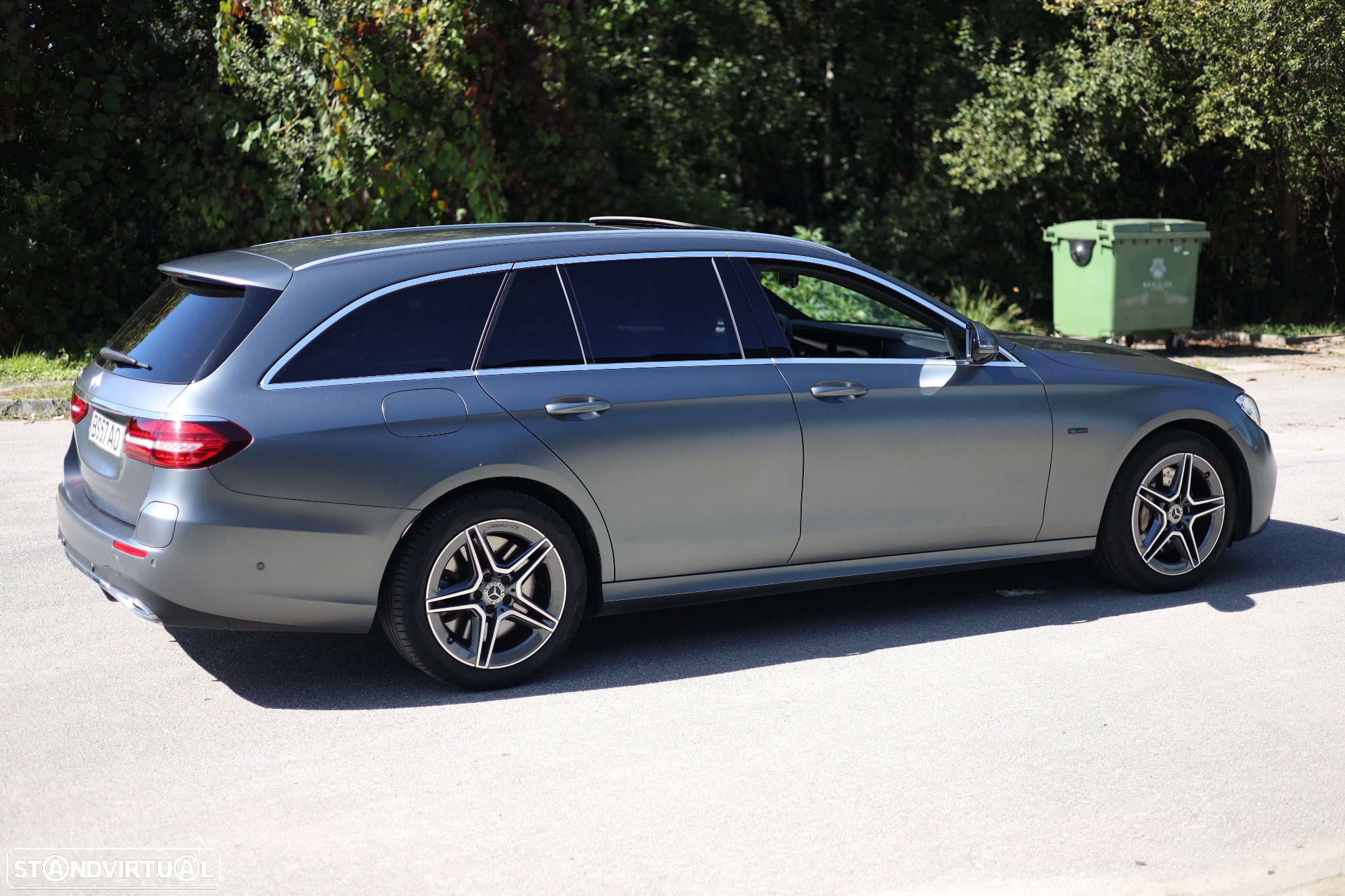 Mercedes-Benz E 300 de AMG Line - 9