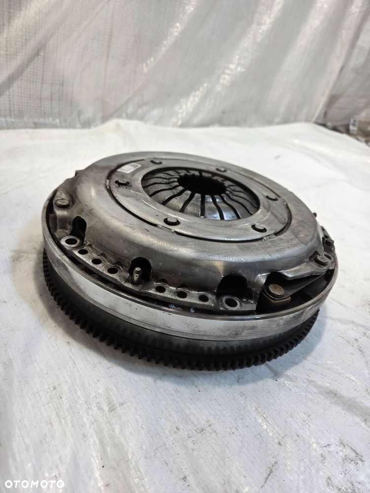 Koło dwumasowe sprzęgło Opel Astra K V 1,4T 55570175 55574769 55574767 - 1