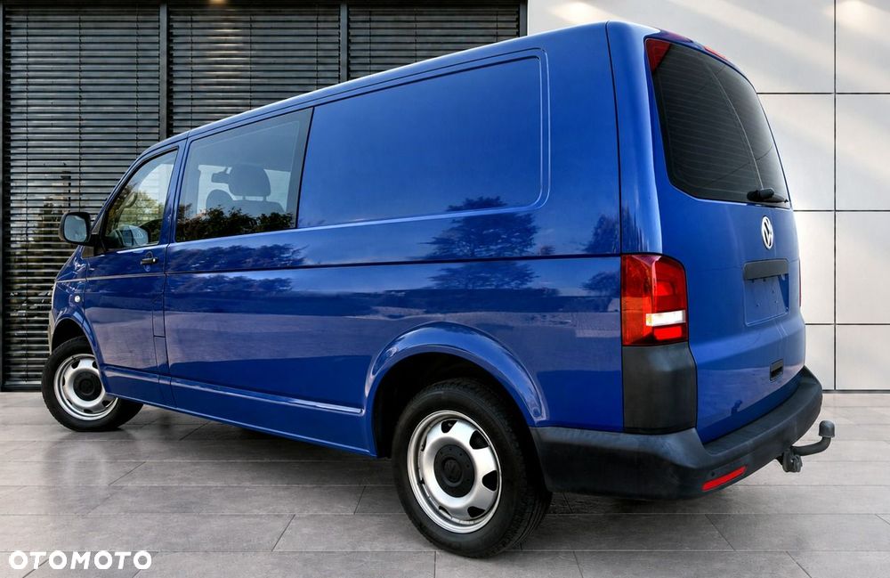 Volkswagen Transporter - 28
