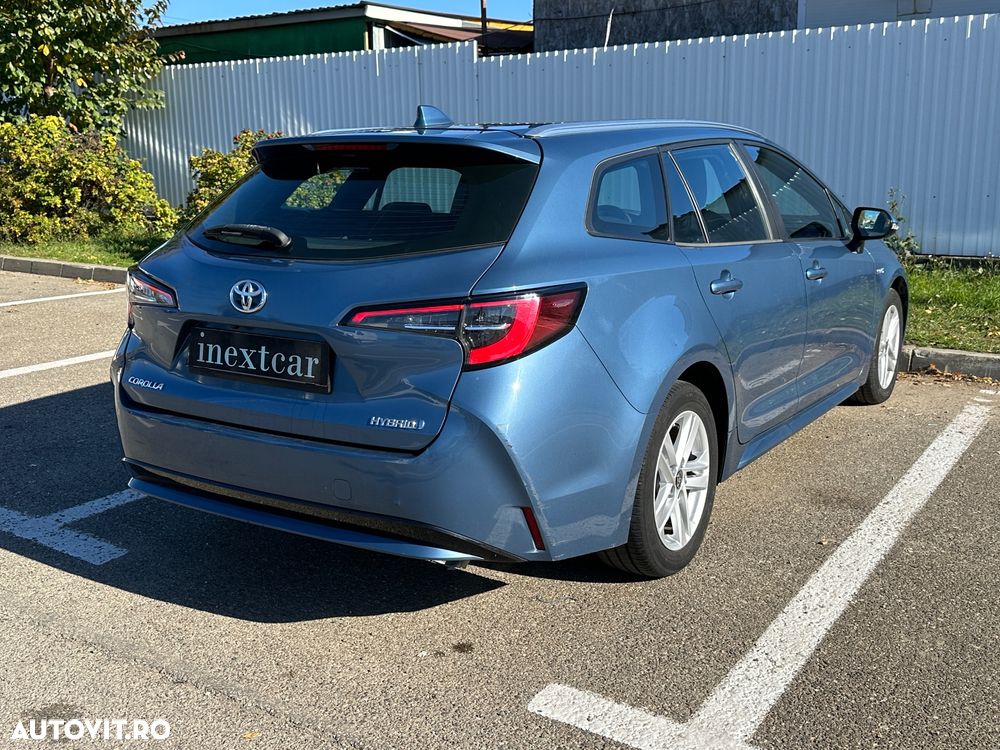Toyota Corolla 1.8 Hybrid Touring Sports Business Edition - 4