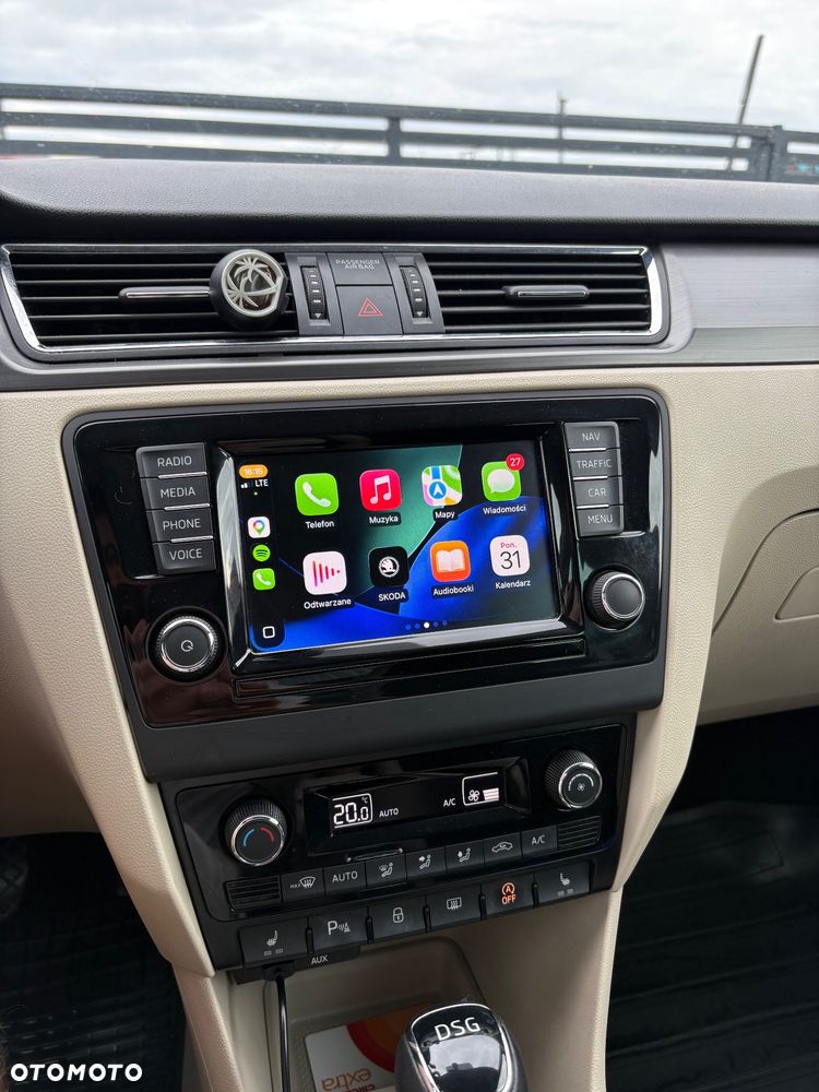 Skoda RAPID - 12