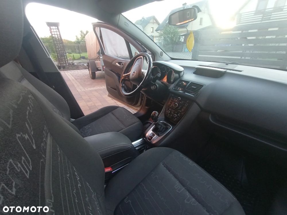 Opel Meriva 1.4 T Enjoy S&S - 17