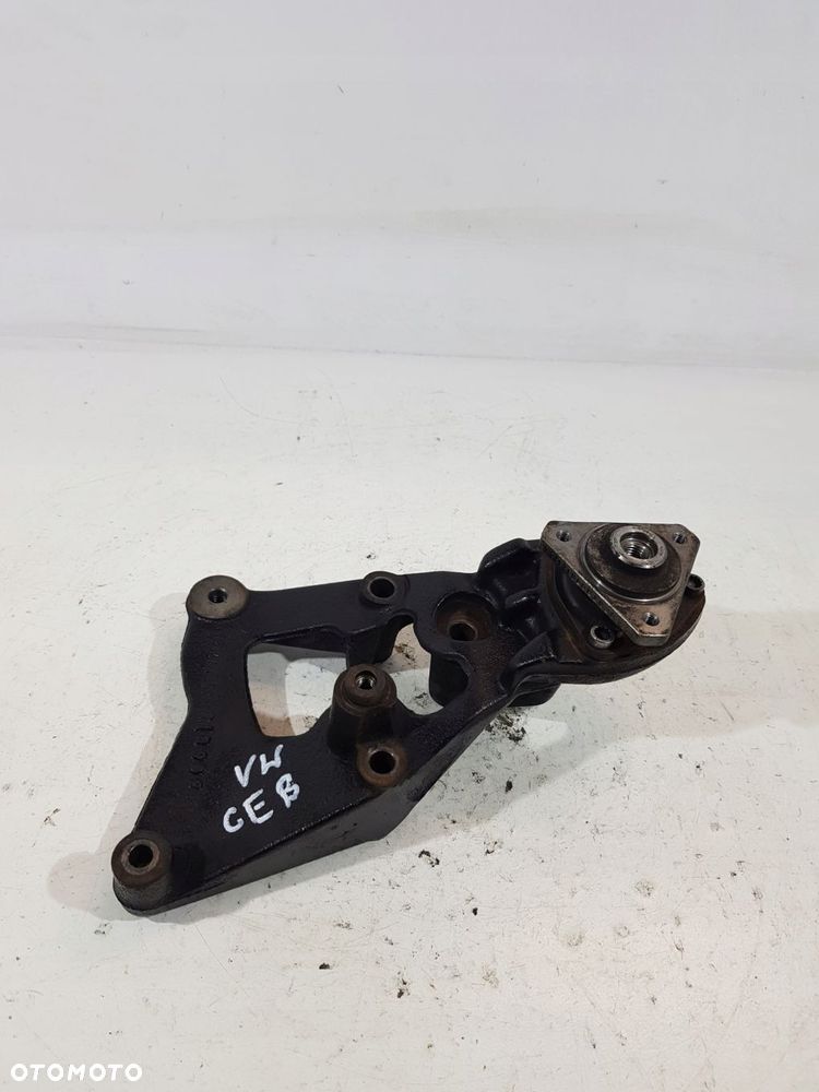 łapa mocowanie 076145169a vw crafter 2.5 tdi ceb - 2