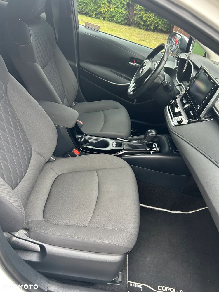 Toyota Corolla 1.8 Hybrid Comfort - 14