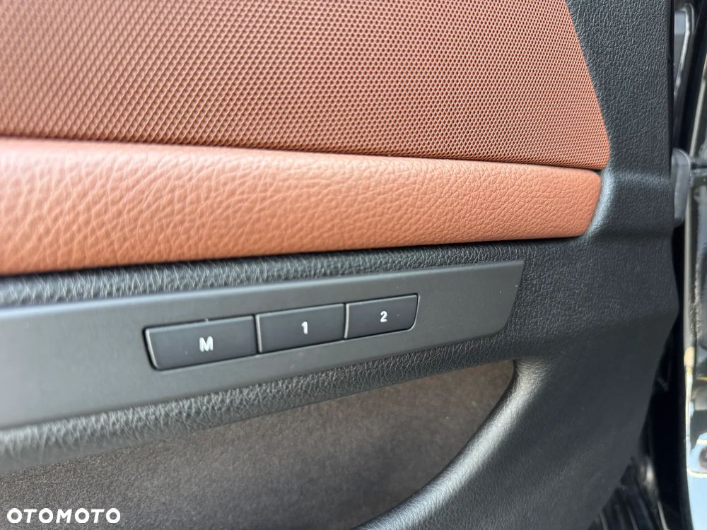 BMW Seria 5 535i - 15