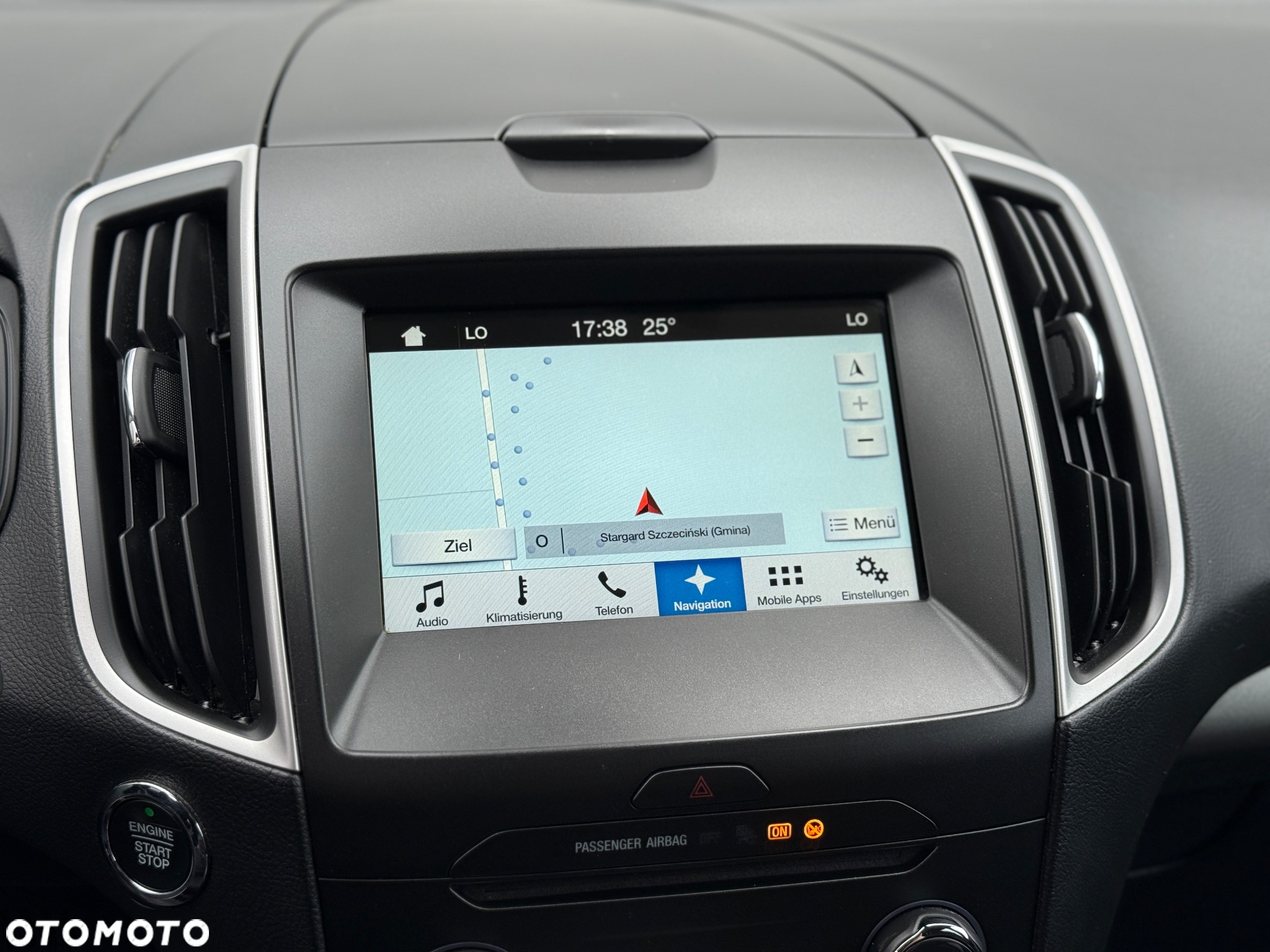 Ford S-Max - 24