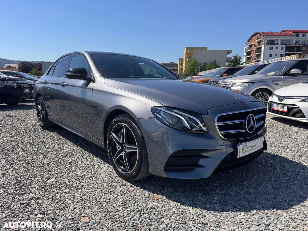 Mercedes-Benz E 300 Aut. - 2