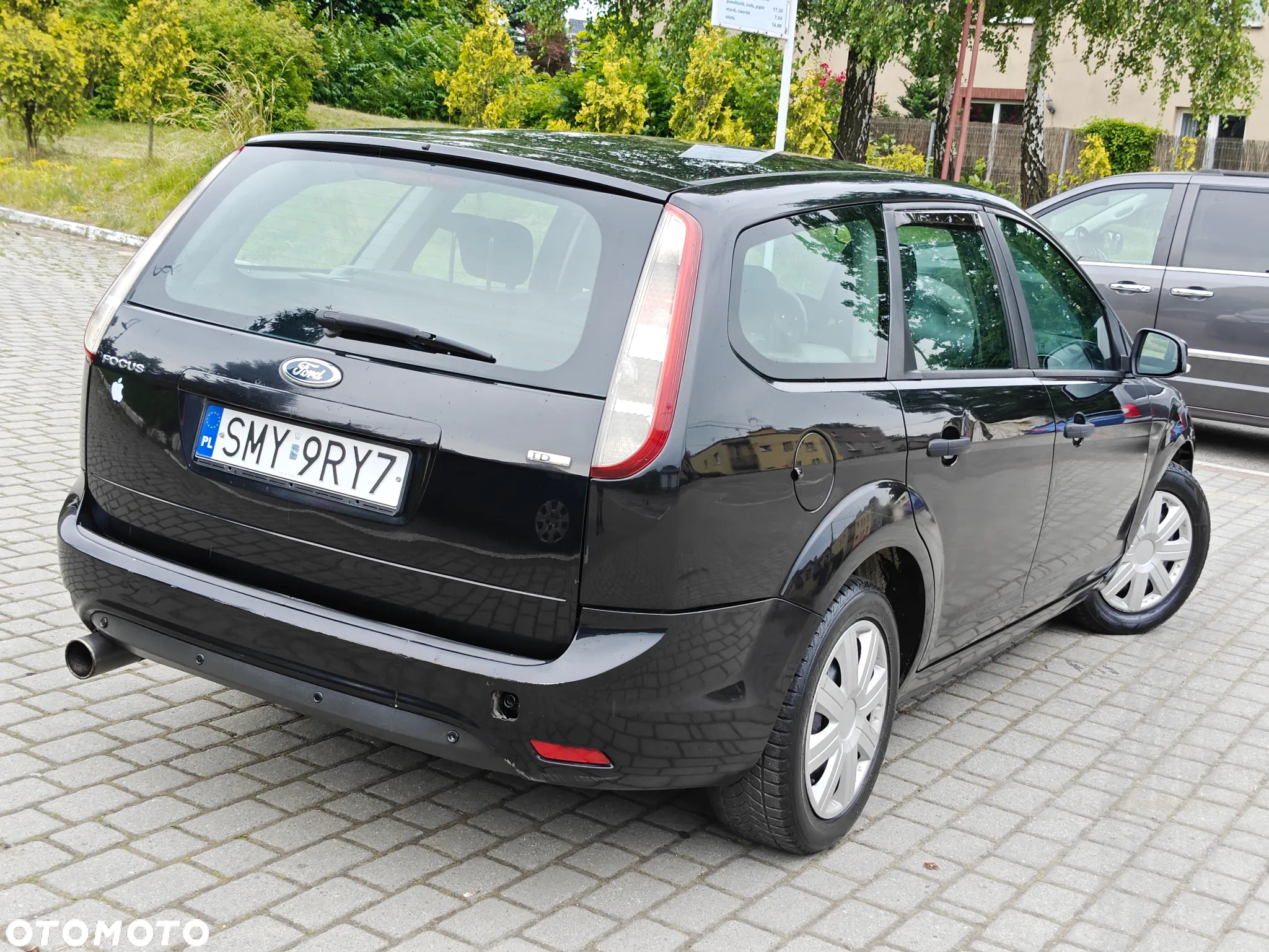 Ford Focus 1.8 TDCi Ambiente - 4