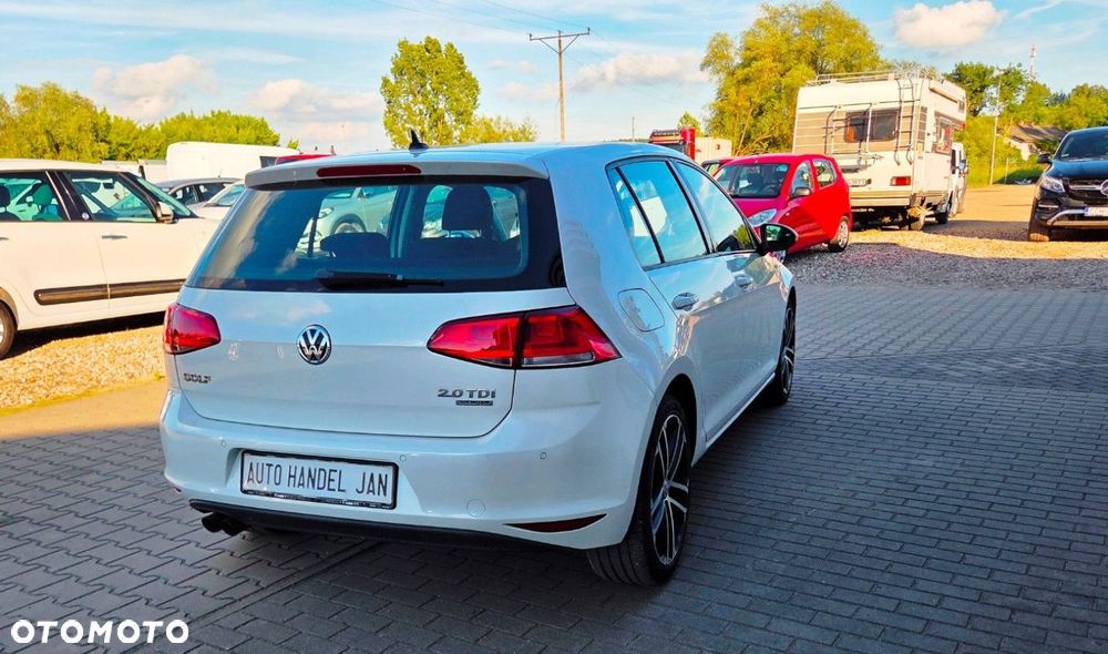 Volkswagen Golf - 4