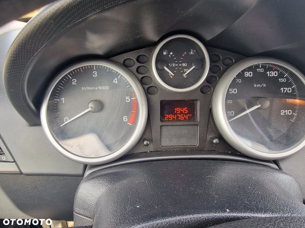 Peugeot 207 1.6 HDi Trendy - 6