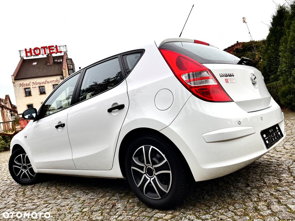 Hyundai i30 1.4 White Edition - 6