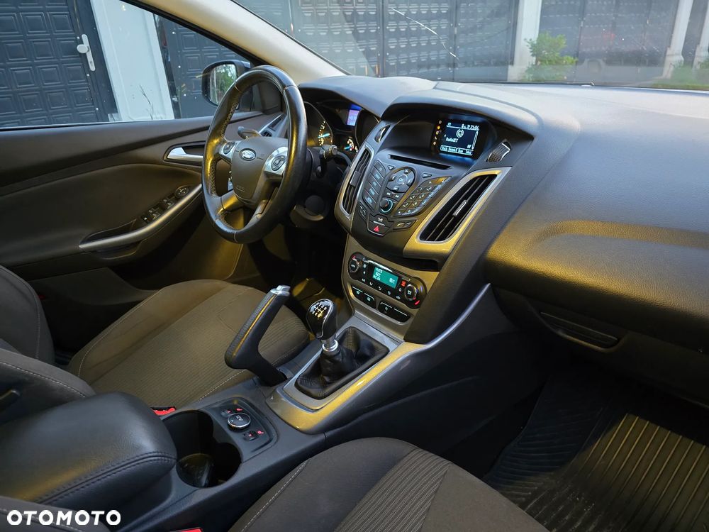Ford Focus 1.0 EcoBoost STart-Stopp-System TITANIUM - 7