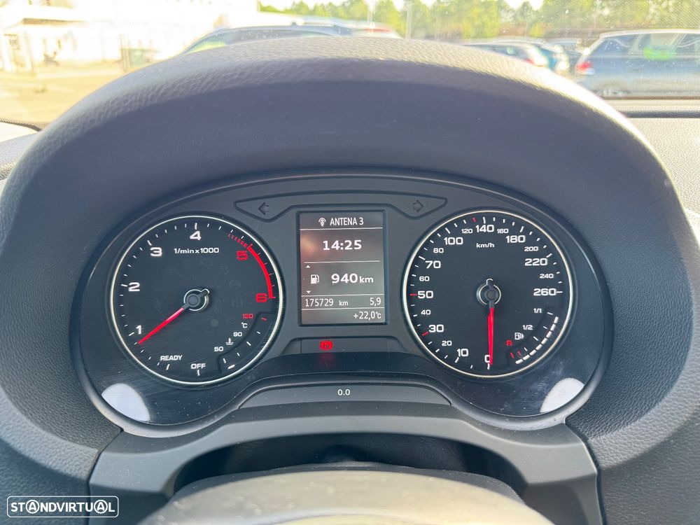 Audi A3 Limousine 30 TDI - 18