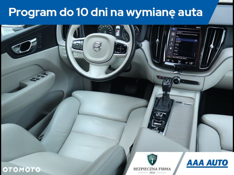 Volvo XC 60 - 8