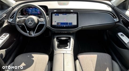 Mercedes-Benz Klasa E - 37
