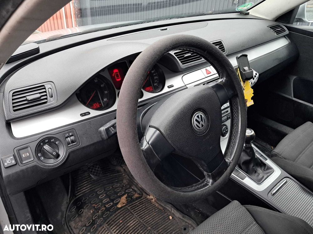 Vw Passat B6, navigatie originala din dezmembrari - 3