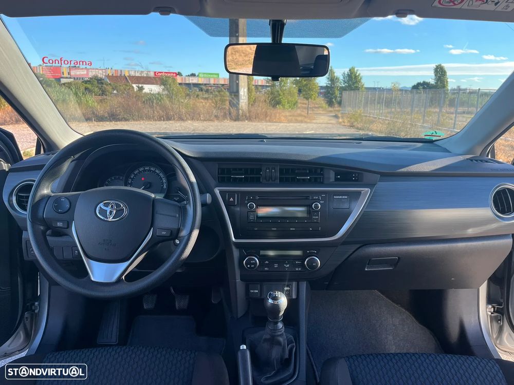 Toyota Auris - 8