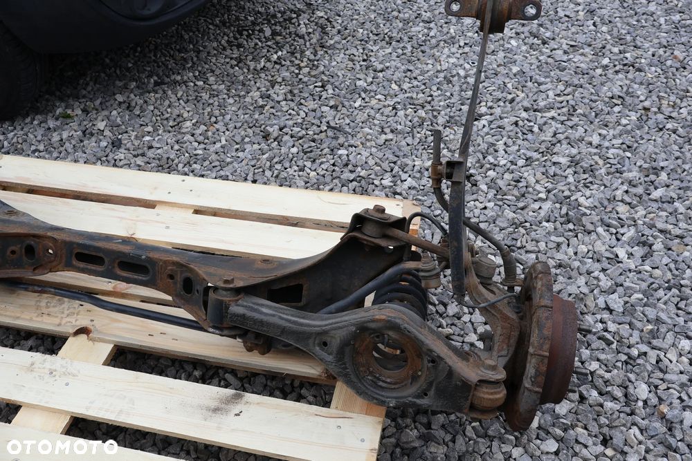 KIA CEED I 1.4 1.6 2.0 KOMBI BELKA ZAWIESZENIA TYŁ TYLNA TRAWERS SANKI 06-12 WAHACZE - 11