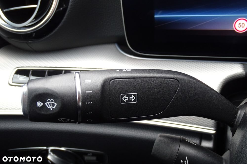 Mercedes-Benz Klasa E - 29