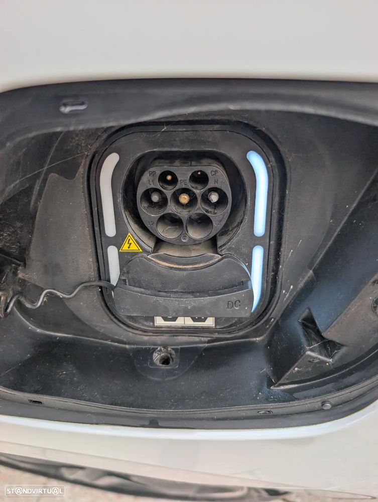 MG MG4 4 Standard - 10