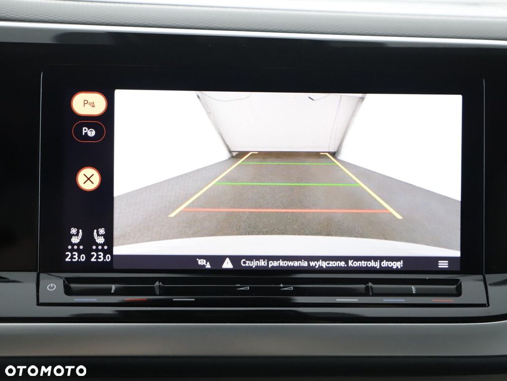 Volkswagen Multivan - 17